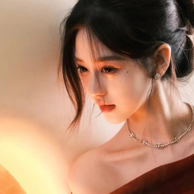 恰似两滴水